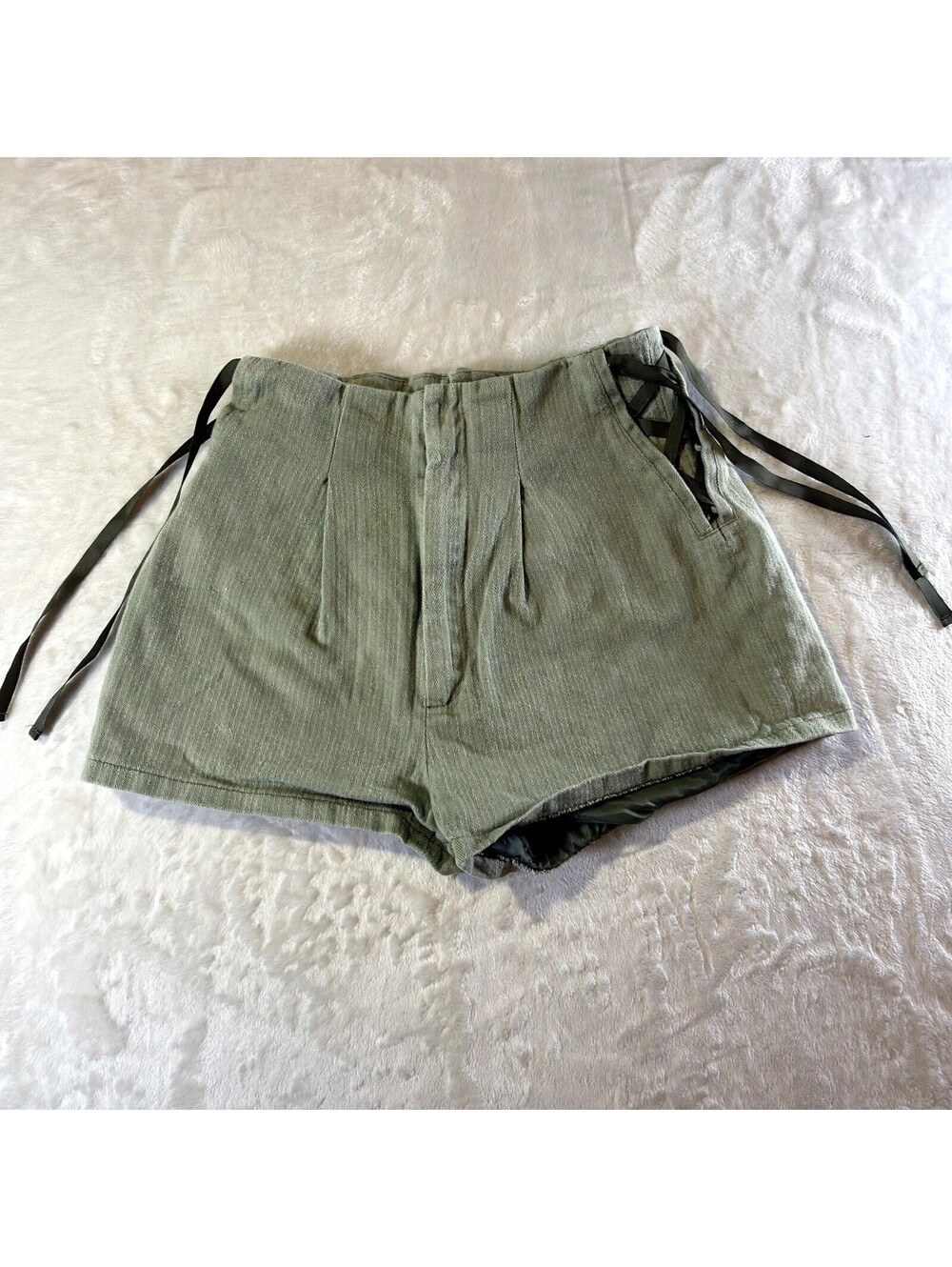 Renai Keikaku Womens 2 Green Lace Up Side Tie Shorts Herringbone